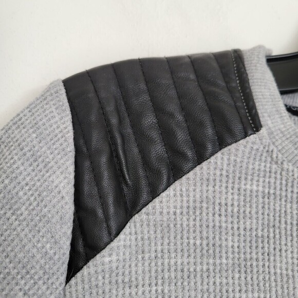 Marc New York Andrew Marc Performance Heather Gray Long Sleeve Top Size Medium - Picture 4 of 13